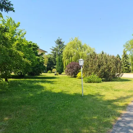 ホテル Restaurant Am Worns Berg 3*