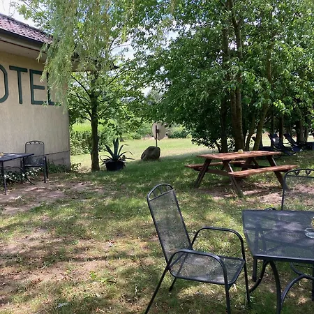 Restaurant Am Worns Berg ホテル 3*